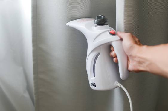 how to use fabric steamer
