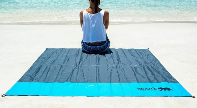 BEARZ Outdoor waterproof Beach Blanket