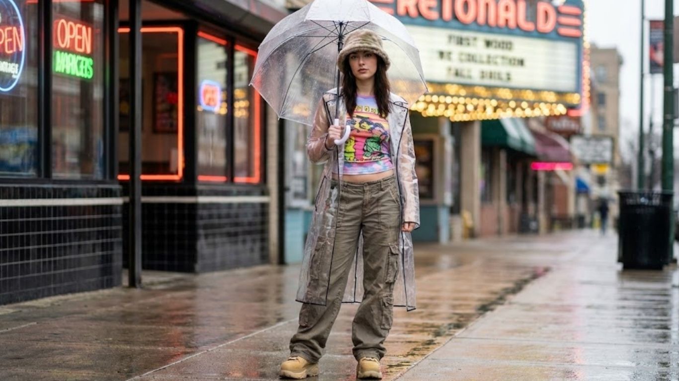15 Y2K Rainy Day Outfit Ideas for Nostalgic, Weather-Ready Style